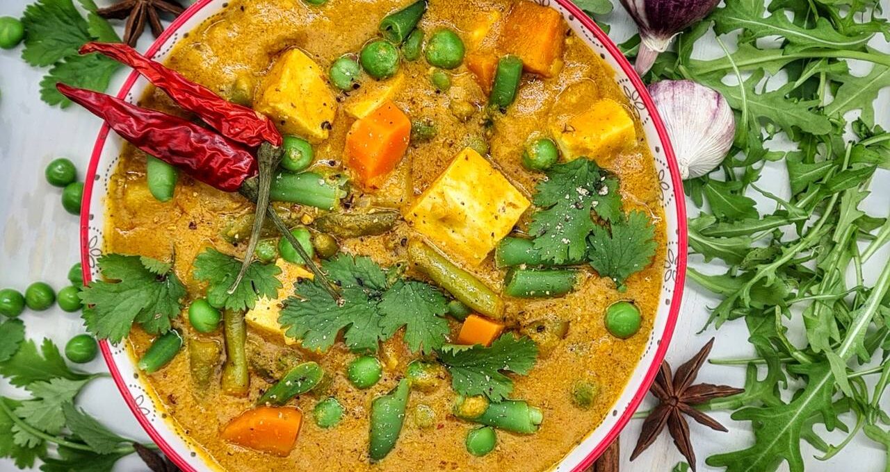 Creamy vegetable korma