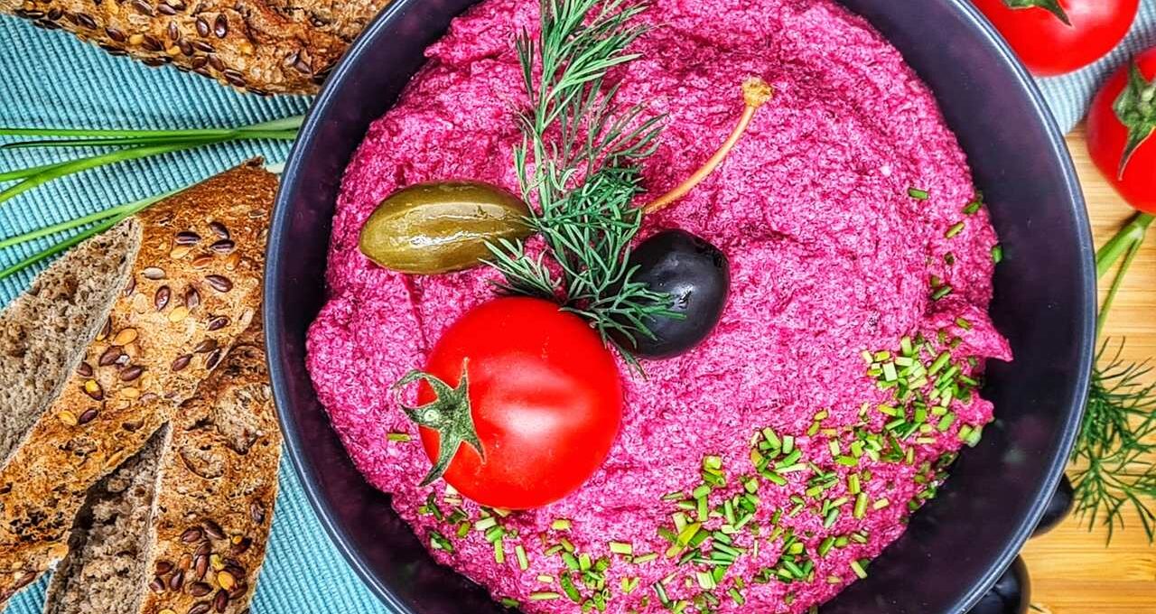Vegan beetroot spread