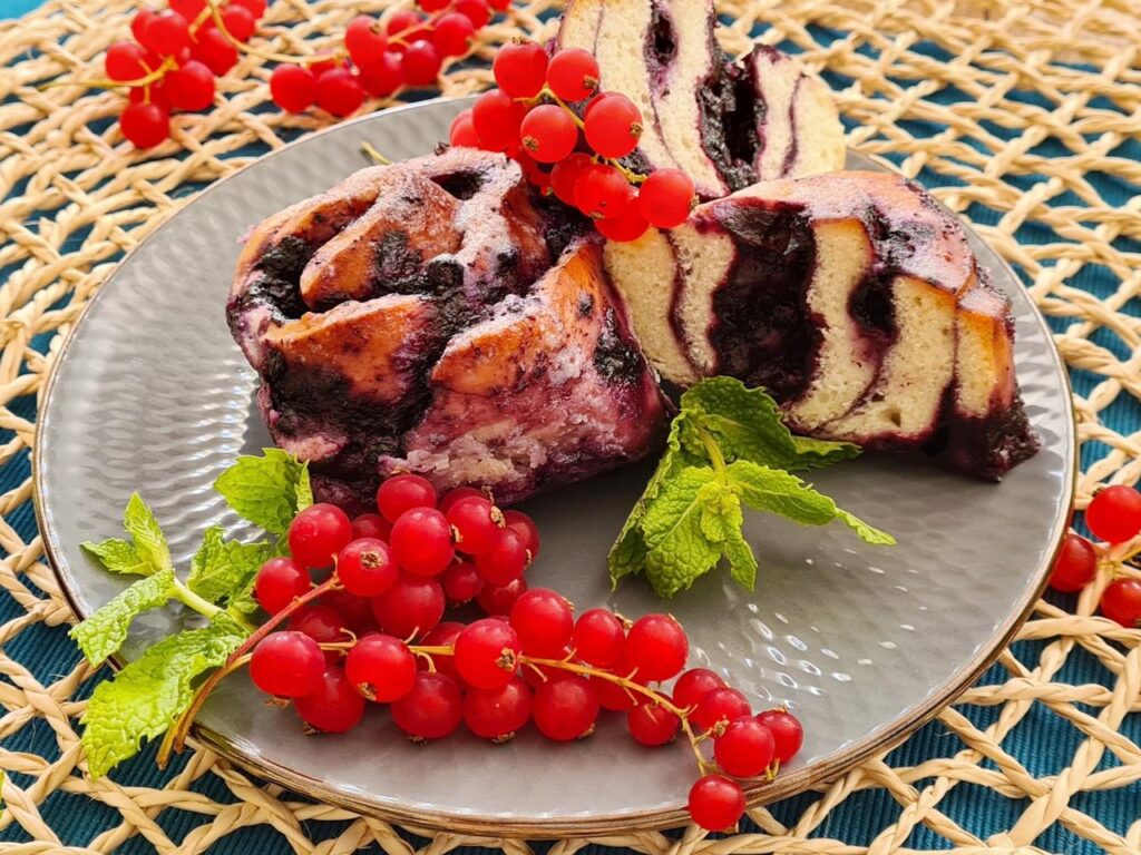 Blueberry rolls