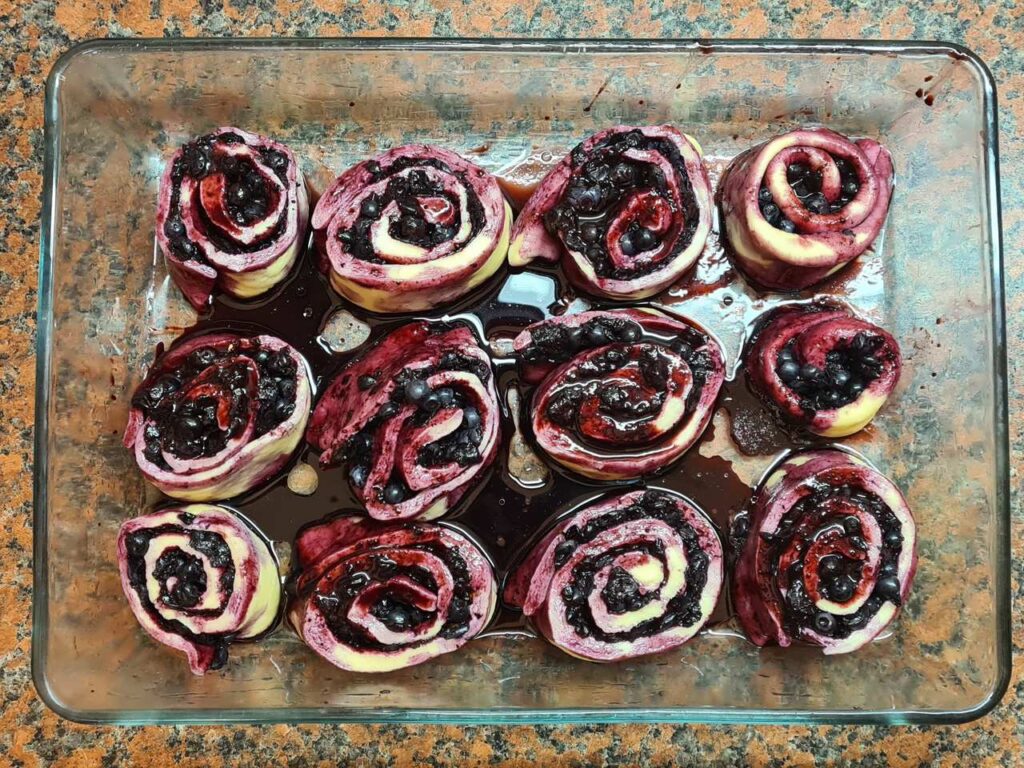 Blueberry rolls